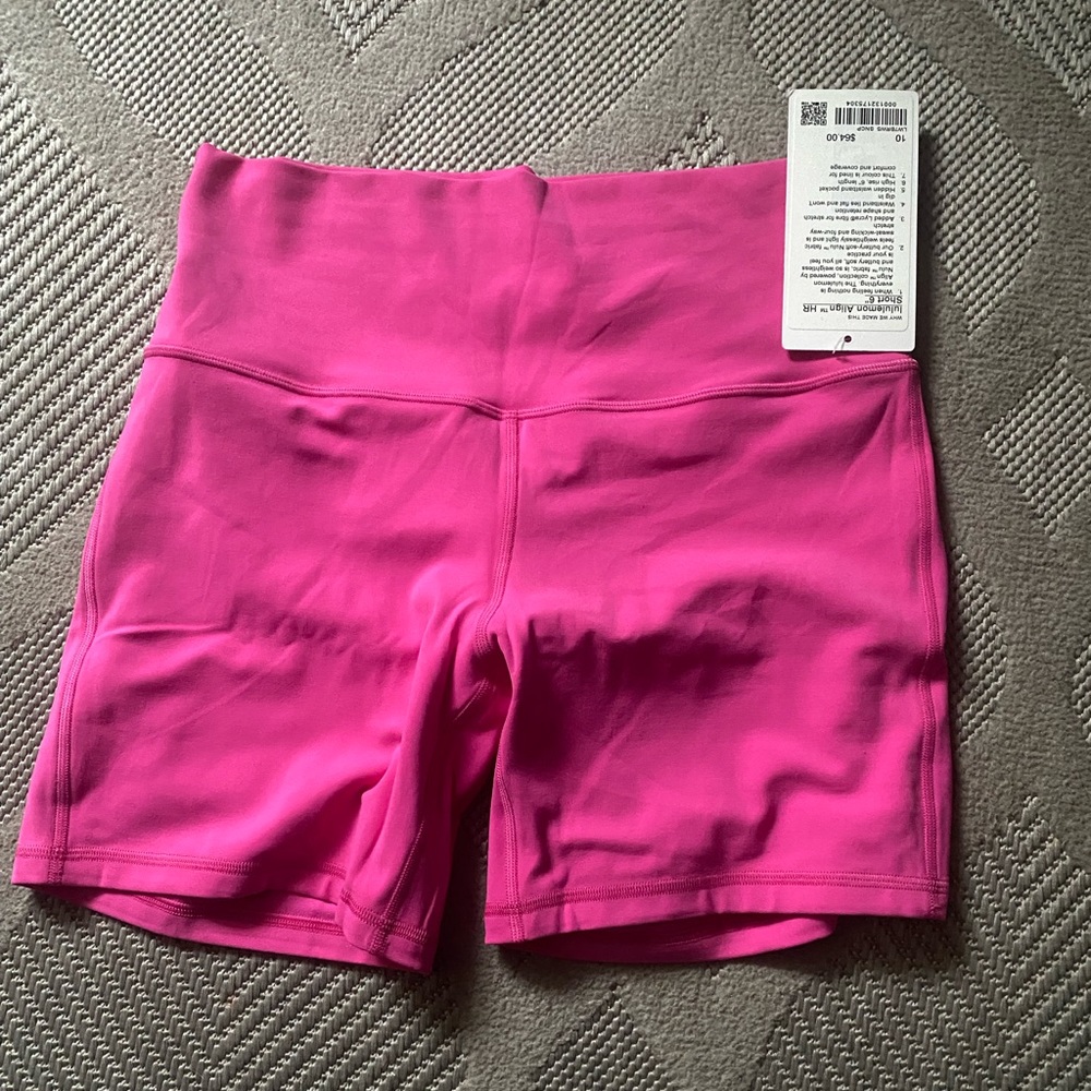 Align shorts